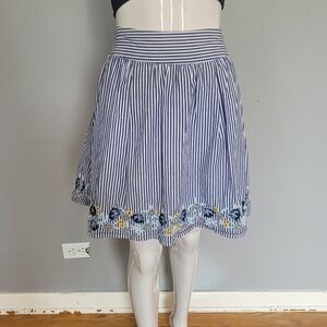 Naf Naf Embroidered and Beaded Mini Skirt, VGUC, Size 2